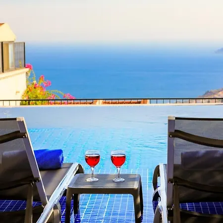 5 Star With 4 Bedrooms Antalya 1052