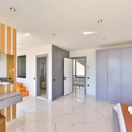 5 Star With 4 Bedrooms Antalya 1052 * 칼칸